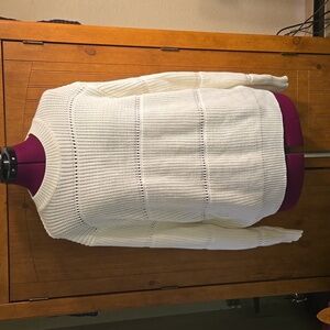 SHEIN LONG SLEEVED SWEATER